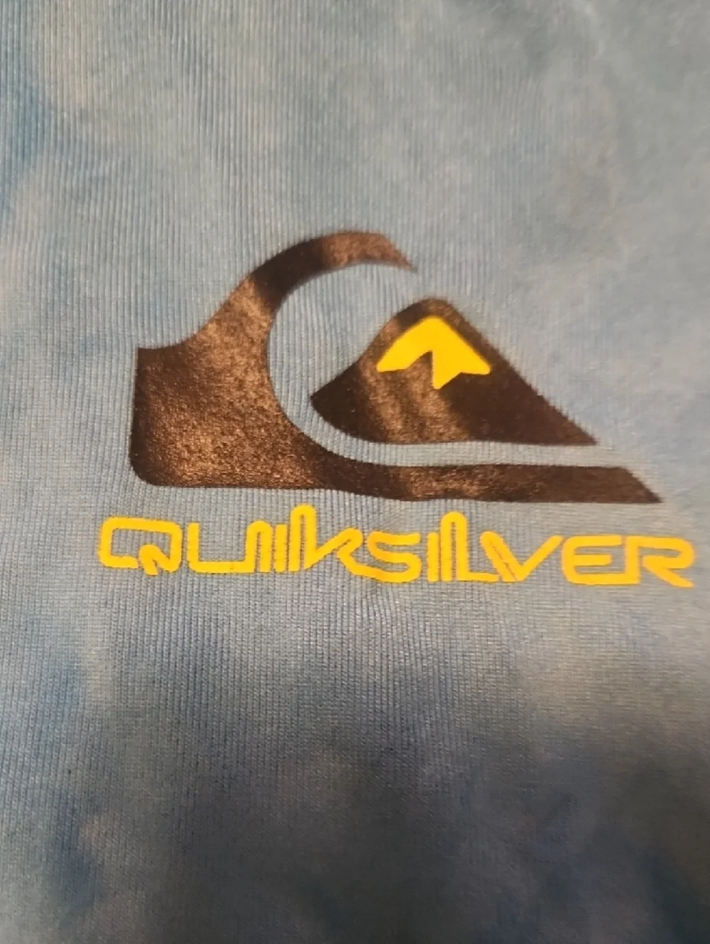 Quiksilver Men’s Blue Tie-Dye Rash Guard